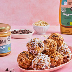 Cashew Energy Balls