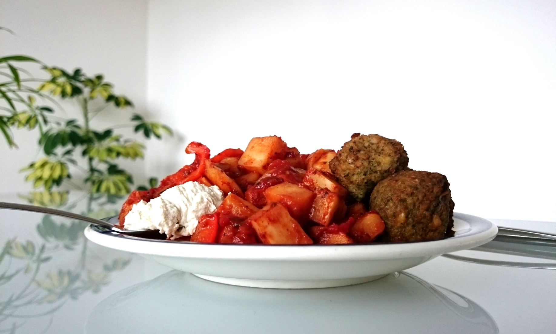 Stoof van pastinaak en paprika